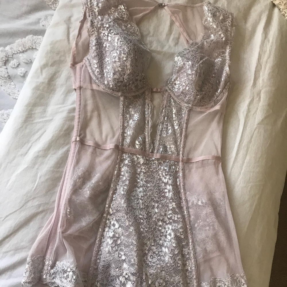 👙 Victoria’s Secret Lingerie Set